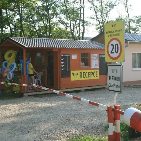 Mobilheim - Vyrovicka Prehrada Kamp alanı